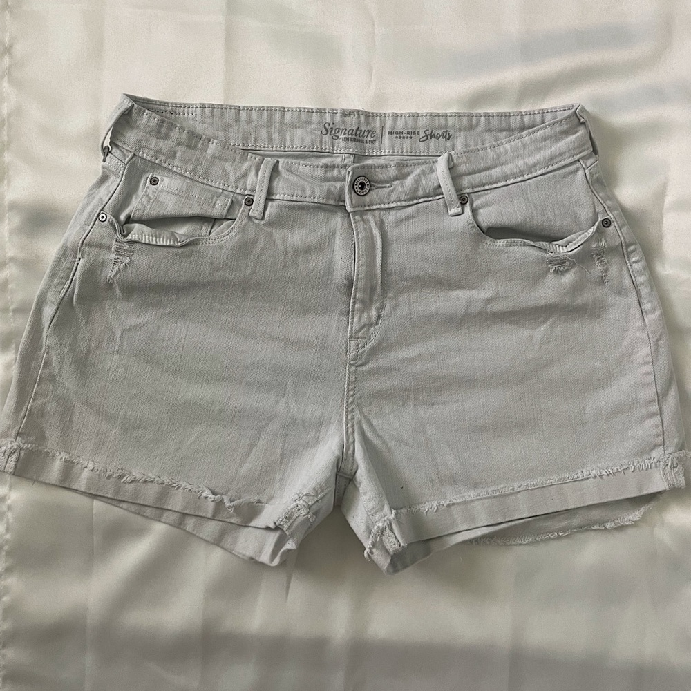 Levi Strauss white jean shorts